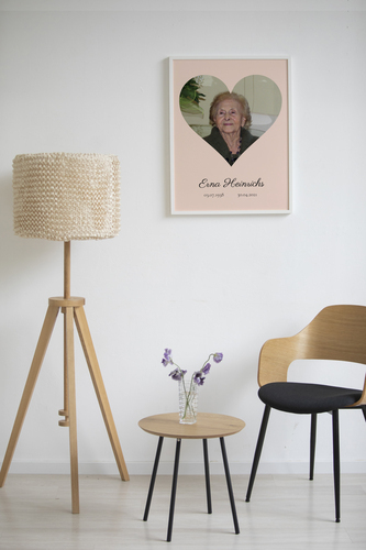Collage Souvenir de Coeur - Portrait Personnalisé en Mémoire